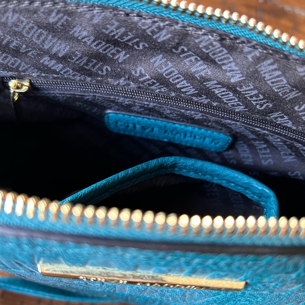 Steve Madden Teal Crossbody Purse NWT - Picture 2 of 6